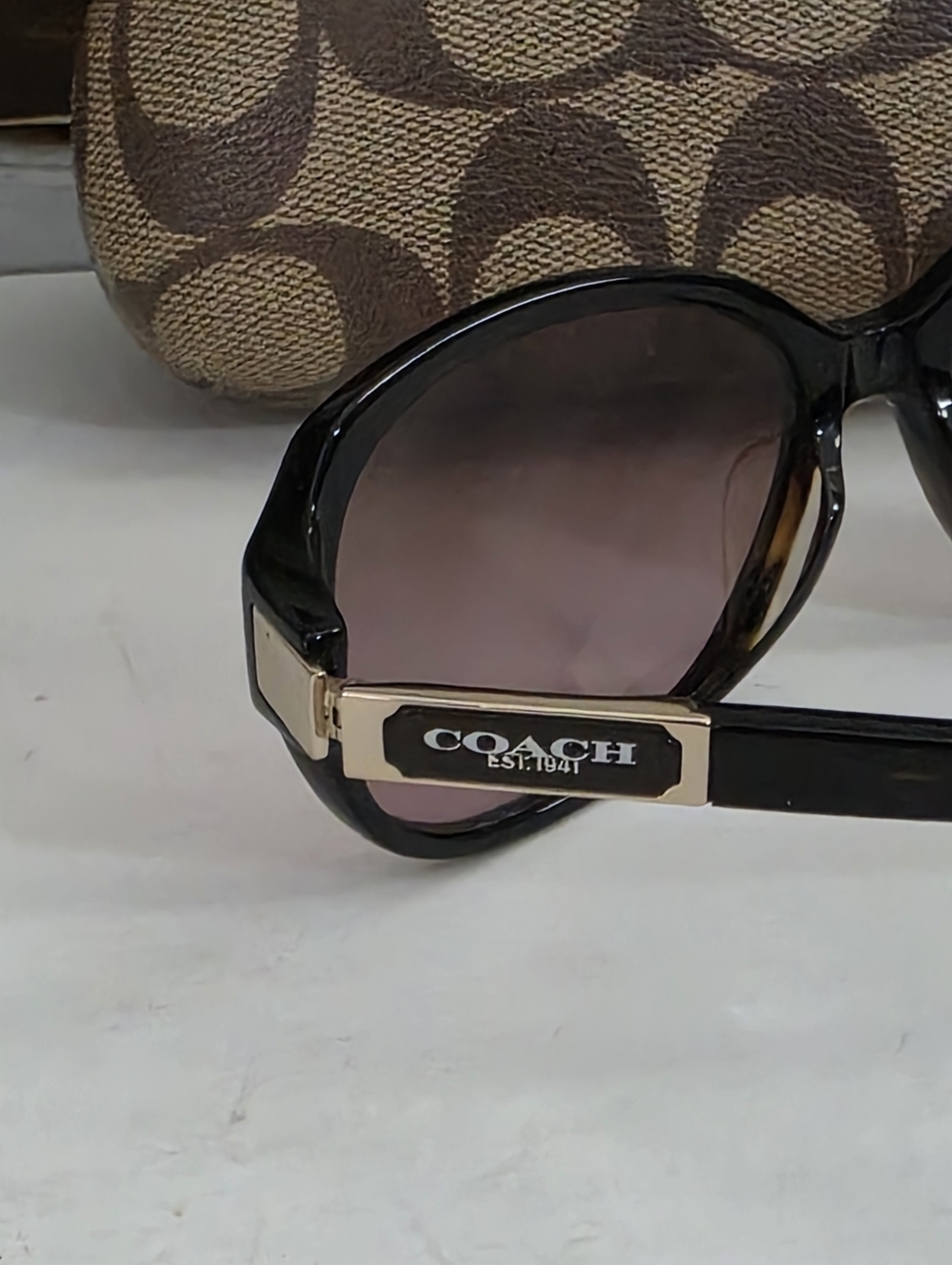 Coach Dark Tortoise Annette Sunglasses And Hard Shell Case - Picture 5 of 8